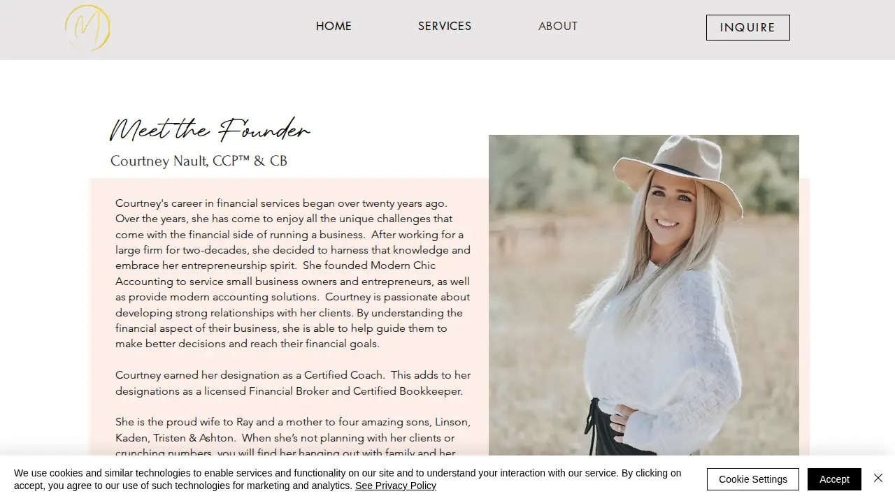 Modern Chic Accounting page